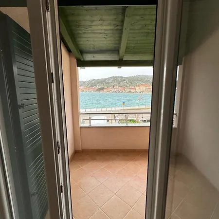 Apartment 2 Istocna Gomilica *