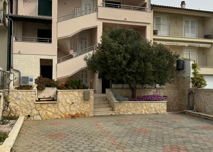 2 Istocna Gomilica Appartement Tisno