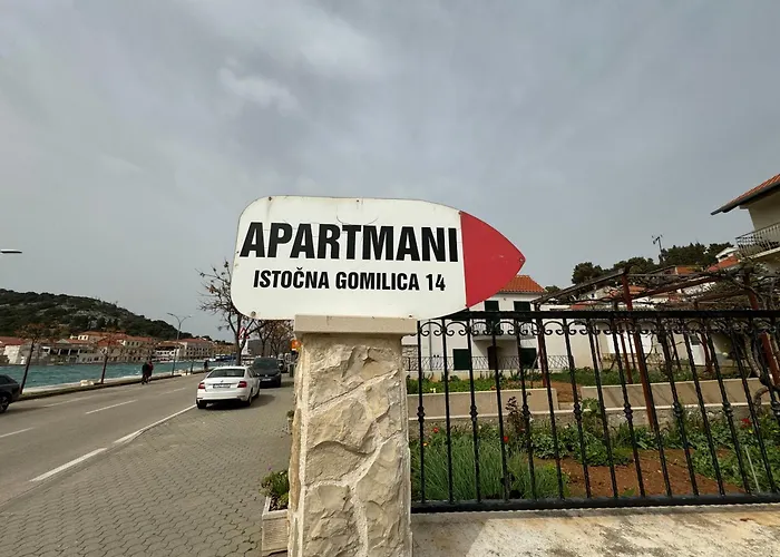 2 Istocna Gomilica Appartement Tisno