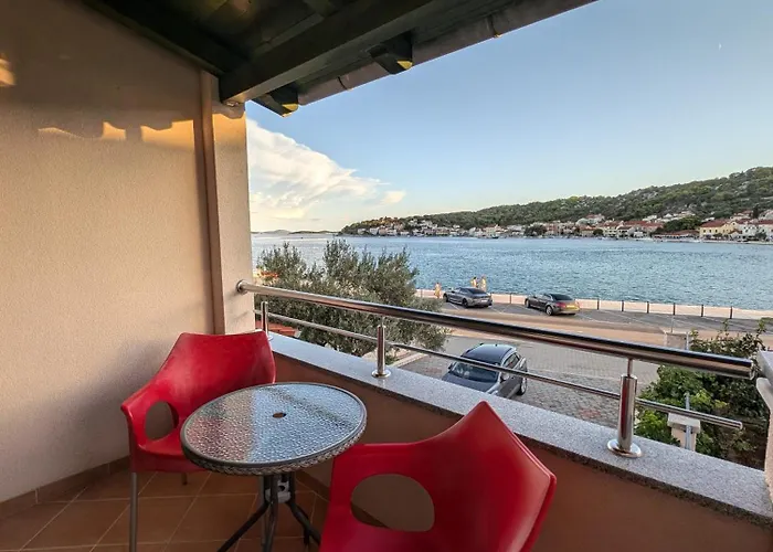 公寓 2 Istocna Gomilica